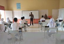 Kanit Binmas Polsek Tepsel, Polres Simeulue Berikan Binluh Di Sekolah Antisipasi Obat PCC