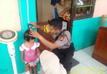 Peduli Kesehatan Anak Bhabinkamtibmas Polsek Salang, Polres Simeulue Sambangi Posyandu