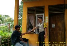 Jalin Silahturahmi Yang Baik Dengan Warga, Bhabinkamtibmas Sambang Rumah Warga