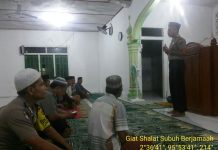 Safari Shalat Subuh, Kapolsek Sampaikan Pesan Kamtibmas