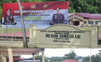 Demi Keindahan Mako, Personil Polres Simeulue Melaksanakan Sabtu Sapu-sapu Bersih..?