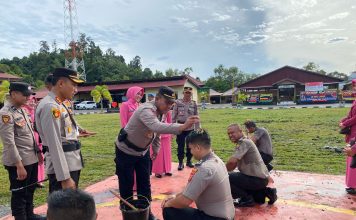 Kapolres Simeulue Pimpin Upacara Kenaikan Pangkat Personel