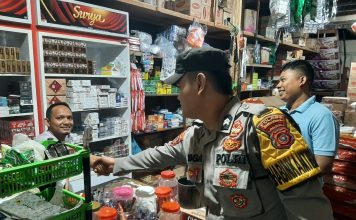 Patroli Rutin, Polsek Simeulue Tengah Sampaikan Pesan Kamtibmas Kepada Warga