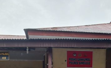 Kasat Reskrim Polres Simeulue Memberikan Reward Dan Punishment Kepada Anggotanya