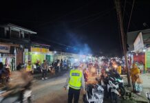 Satlantas Polres Simeulue Melaksanakan Pengaturan Lalu Lintas di Kota Sinabang Menyambut Lebaran Idul Fitri 1445H