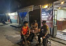Personel Polsek Simeulue Barat Laksanakan Patroli Dialogis untuk Sampaikan Pesan Kamtibmas