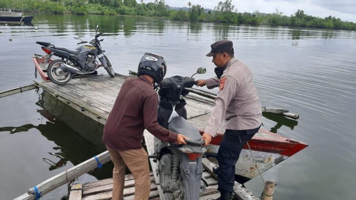 Polsek Simeulue Barat Gelar Patroli Rutin, Wujudkan Keamanan di Tengah Masyarakat