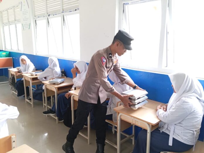 85d75195-e33c-4bf3-a6a4-ed6078573ded