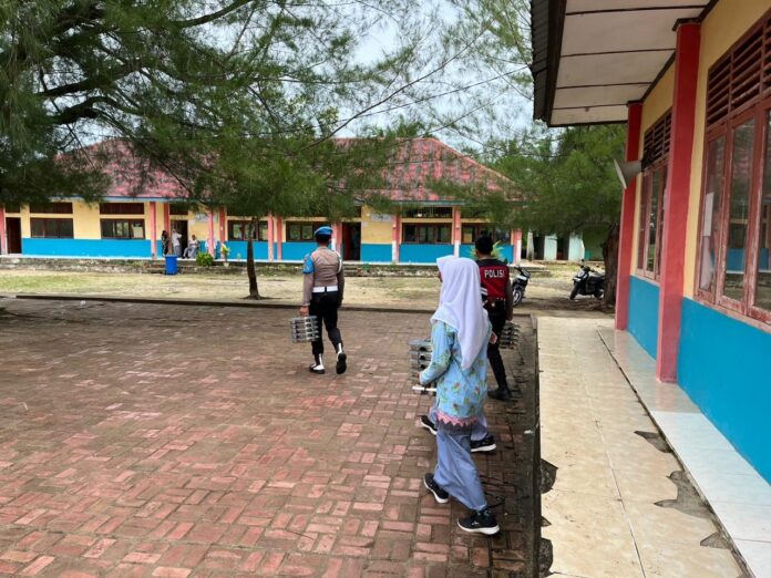 f9dcb931-6486-451a-8b2f-486a3fc3f1ec