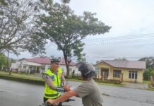 Satlantas Polres Simeulue Gelar Kegiatan Polisi Menyapa Masyarakat untuk Tingkatkan Kepatuhan Berlalu Lintas