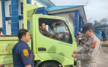 POLRES SIMEULUE PENGAMANAN KEBERANGKATAN KAPAL KMP ACEH HEBAT 1 TUJUAN SINABANG – CALANG BERJALAN AMAN DAN KONDUSIF