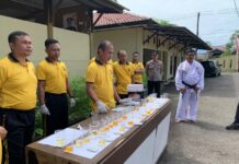 POLRES SIMEULUE GELAR TES URINE DAN UJIAN BELA DIRI POLRI BAGI PERSONEL USULAN KENAIKAN PANGKAT
