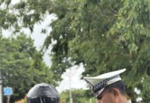 Polres Simeulue Semarakkan HUT ke-81 RI, Bendera Merah Putih Dibagikan Gratis kepada Warga