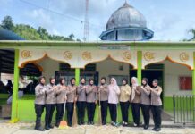 Hari Jadi ke-78 Polwan RI, Polwan Polres Simeulue Tebar Kepedulian Lewat Bakti Sosial