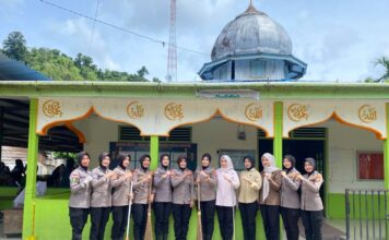 Hari Jadi ke-78 Polwan RI, Polwan Polres Simeulue Tebar Kepedulian Lewat Bakti Sosial