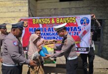 Polantas Karib untuk Masyarakat, Sat Lantas Polres Simeulue Salurkan Bansos Sambut Hari Lalu Lintas Bhayangkara Ke-71