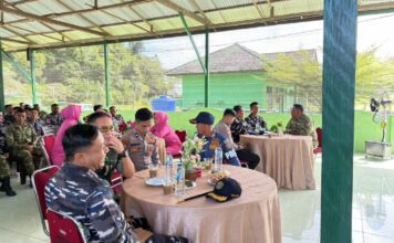 PERINGATI HUT TNI KE-81, POLRES SIMEULUE IKUTI KEGIATAN DONOR DARAH