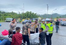 Polres Simeulue Gelar Razia di Pelabuhan Penyeberangan, Enam Pengendara Diberi Teguran dalam Operasi Patuh Seulawah 2026