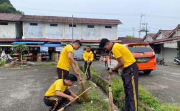 Polres Simeulue Gelar Green Policing di Pasar Inpres Sinabang, Ajak Masyarakat Peduli Lingkungan
